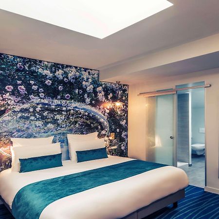 Hotel Mercure Paris Suresnes Longchamp Esterno foto