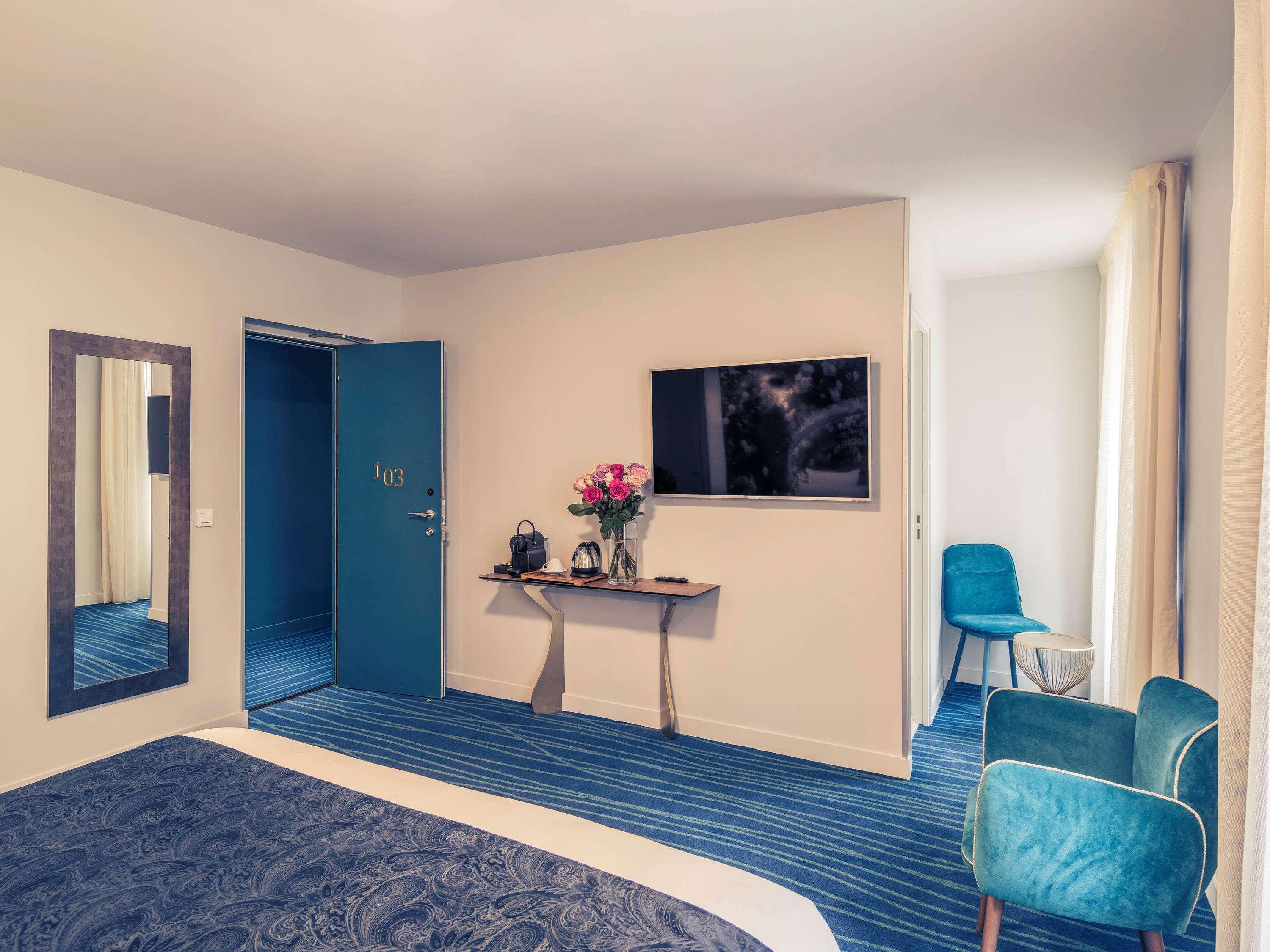 Hotel Mercure Paris Suresnes Longchamp Esterno foto