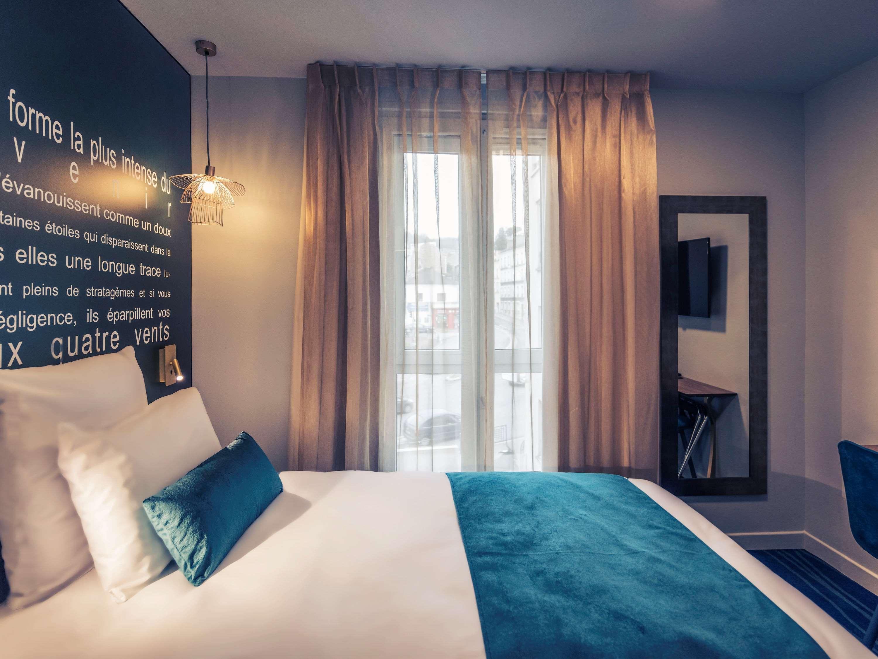 Hotel Mercure Paris Suresnes Longchamp Esterno foto
