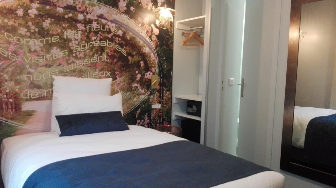 Hotel Mercure Paris Suresnes Longchamp Esterno foto