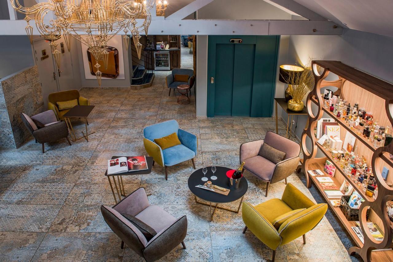 Hotel Mercure Paris Suresnes Longchamp Esterno foto